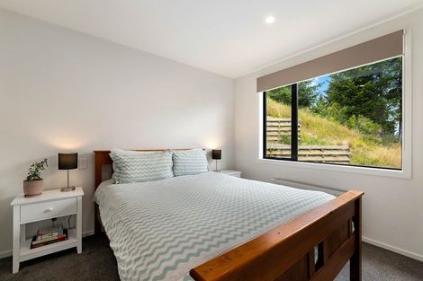Photo of property in 15a Mackinnon Terrace, Sunshine Bay, Queenstown, 9300