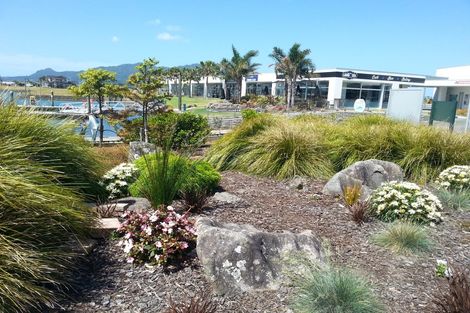 Photo of property in 17 Powhaitere Road, One Tree Point, 0118