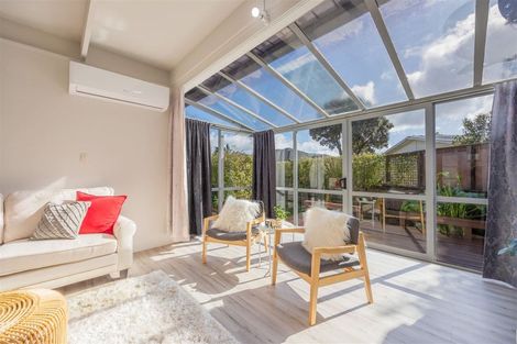 Photo of property in 2/39 Rathgar Road, Henderson, Auckland, 0610