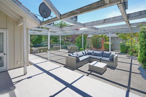 Photo of property in 70b Avonhead Road, Avonhead, Christchurch, 8042