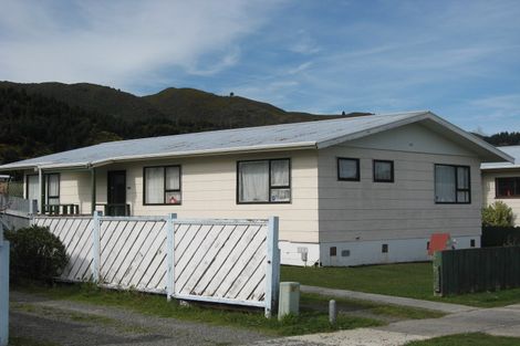 Photo of property in 186 Wise Street, Wainuiomata, Lower Hutt, 5014