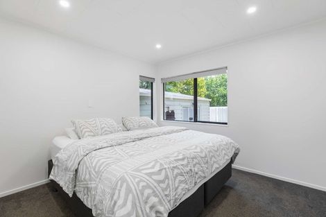 Photo of property in 2/8 Celmisia Place, Weymouth, Auckland, 2103