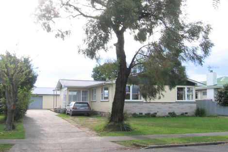 Photo of property in 5 Wyatt Avenue, Onekawa, Napier, 4110