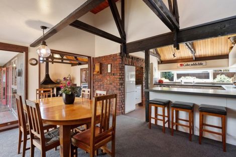 Photo of property in 16 Woodstock Place, Russley, Christchurch, 8042