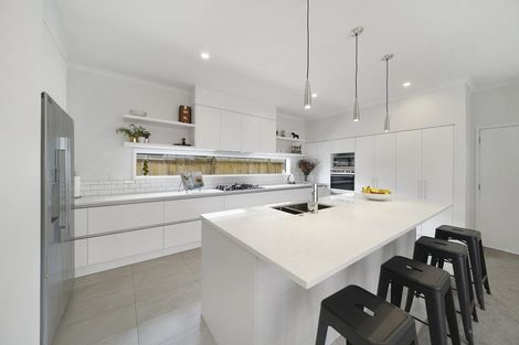 Photo of property in 57 Hayfield Way, Karaka, Papakura, 2113