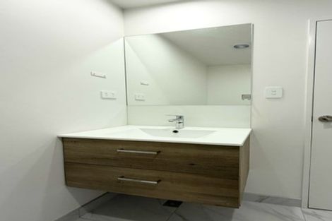 Photo of property in 12d Woodhouse Place, West Harbour, Auckland, 0618