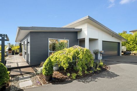 Photo of property in 24 Grandvista Drive, Green Island, Dunedin, 9018