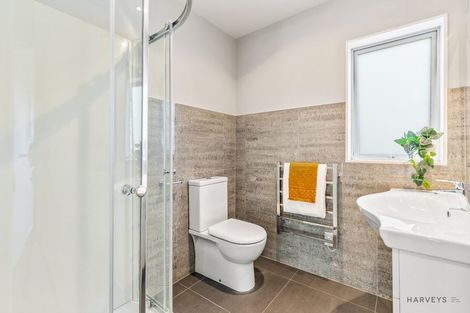 Photo of property in 75a Pleasant Road, Glen Eden, Auckland, 0602