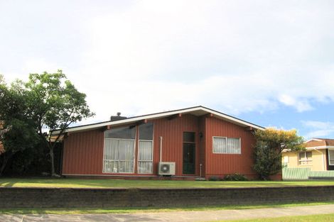 Photo of property in 6 Skerrett Crescent, Tamatea, Napier, 4112