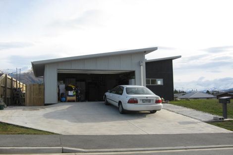 Photo of property in 8 Juno Place, Wanaka, 9305