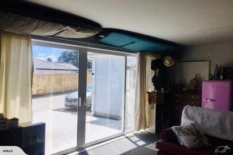 Photo of property in 7 Sauterne Road, Kumeu, 0810