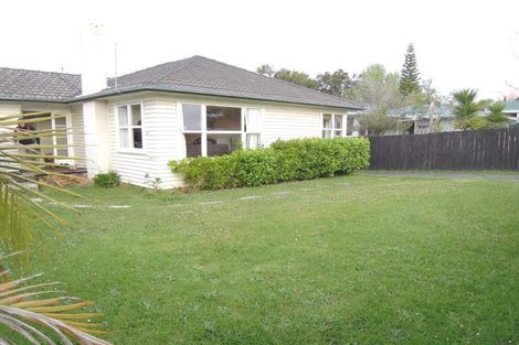Photo of property in 40 O'donn Avenue, Beach Haven, Auckland, 0626