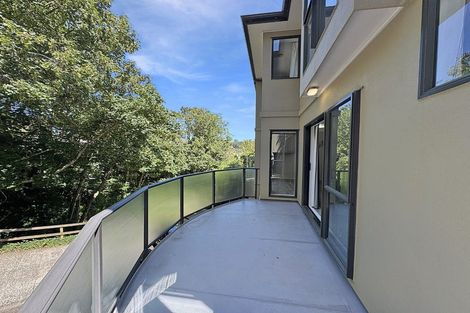 Photo of property in 5 Bank Road, Northland, Wellington, 6012