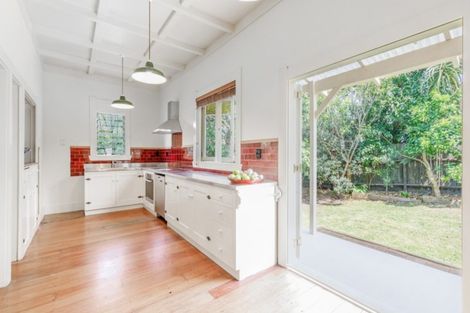 Photo of property in 5 Edwards Road, Grey Lynn, Auckland, 1021