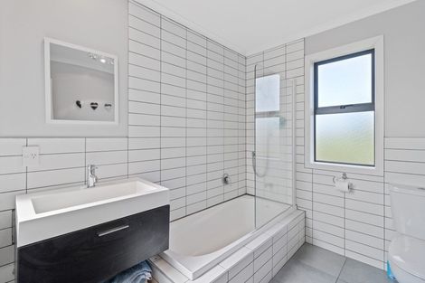 Photo of property in 17 Blakewell Lane, Dinsdale, Hamilton, 3204