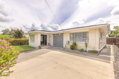 Photo of property in 8a Peakes Road, Saint Johns Hill, Whanganui, 4501