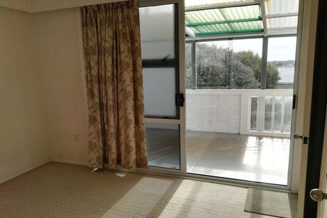 Photo of property in 96 Pupuke Road, Hillcrest, Auckland, 0627