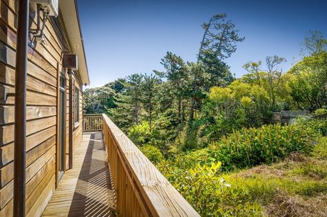 Photo of property in 2/63 Rawene Road, Birkenhead, Auckland, 0626