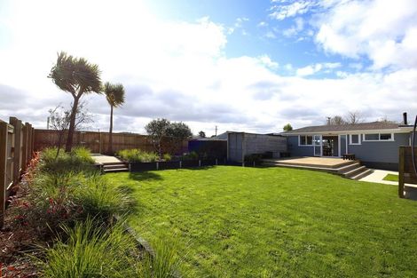 Photo of property in 44 Tapu Road, Huapai, Kumeu, 0810
