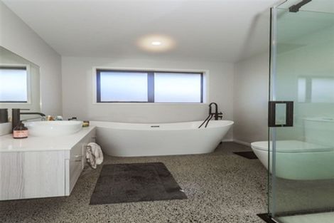 Photo of property in 12 Awanui Avenue, Te Kauwhata, 3710