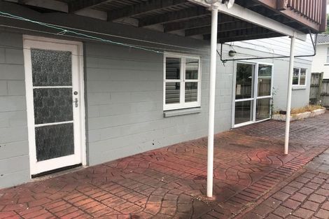 Photo of property in 478 Don Buck Road, Massey, Auckland, 0614