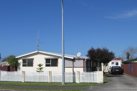 Photo of property in 16 Gobray Crescent, Mount Maunganui, 3116