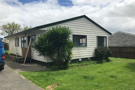 Photo of property in 111 Sykes Road, Weymouth, Auckland, 2103