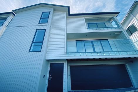 Photo of property in 37c Forrest Hill Road, Milford, Auckland, 0620