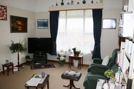 Photo of property in 66 Rhodes Street, Waimate, 7924