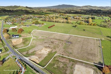 Photo of property in 71 Fencourt Road, Cambridge, 3496