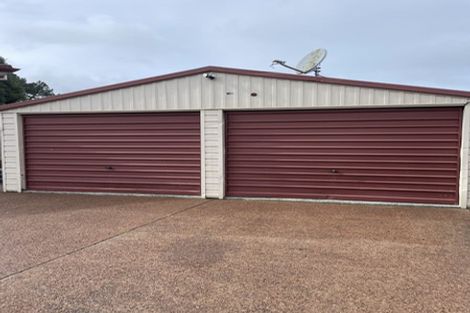 Photo of property in 1 West Harbour Drive, West Harbour, Auckland, 0618