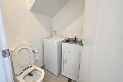 Photo of property in 22 Rauemi Way, Te Atatu South, Auckland, 0610