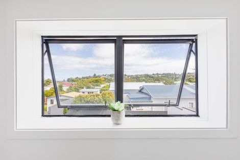 Photo of property in 63 Kennedy Road, Napier South, Napier, 4110