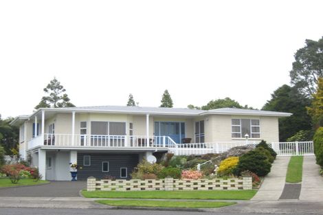 Photo of property in 24 Hickford Place, Okato, 4335