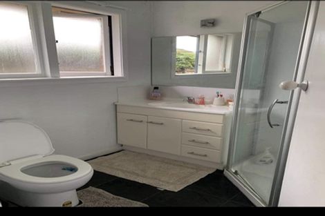 Photo of property in 3 Marshwood Place, Sockburn, Christchurch, 8042