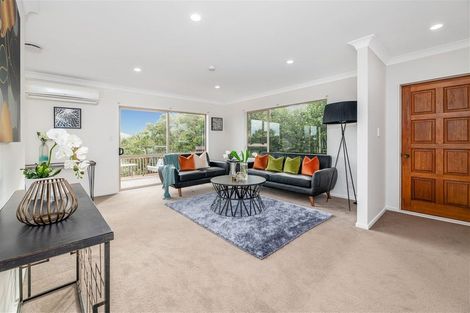 Photo of property in 21 Tudor Road, Henderson, Auckland, 0610