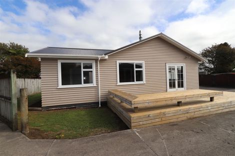 Photo of property in 7a Hinau Street, Inglewood, 4330