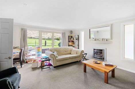Photo of property in 13 Ada Place, Lake Hayes, Queenstown, 9304