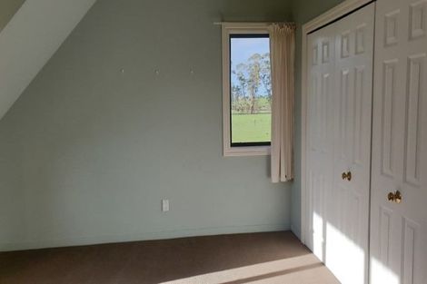 Photo of property in 165 Pine Valley Road, Dairy Flat, Silverdale, 0992