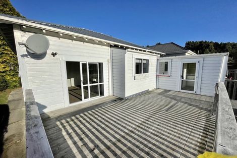 Photo of property in 72 Kaikorai Valley Road, Kaikorai, Dunedin, 9010