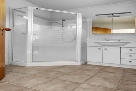 Photo of property in 66 Ladies Mile, Manly, Whangaparaoa, 0930