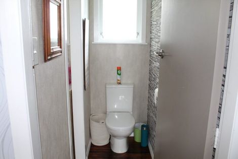 Photo of property in 18 Slacks Road, Awapuni, Palmerston North, 4412