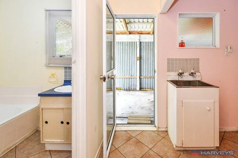 Photo of property in 31 Kawakawa-orere Road, Kawakawa Bay, 2585