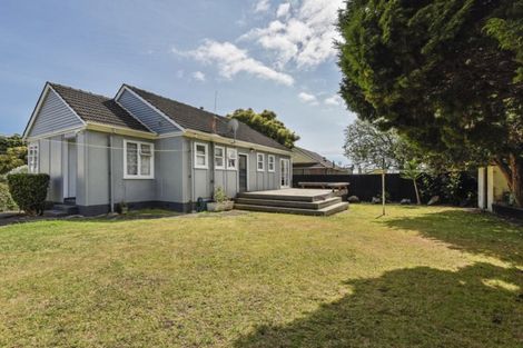 Photo of property in 2 Margaret Avenue, Mount Albert, Auckland, 1025