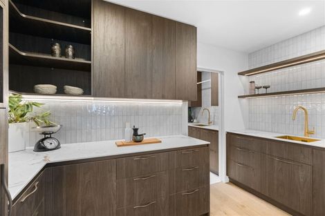 Photo of property in 4 Daresbury Lane, Fendalton, Christchurch, 8014