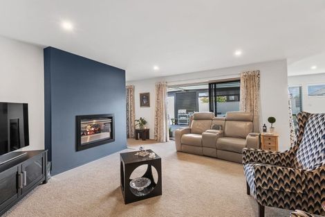 Photo of property in 2 Bronco Drive, Aidanfield, Christchurch, 8025
