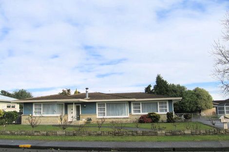 Photo of property in 235 Kenilworth Road, Mayfair, Hastings, 4122