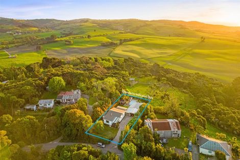 Photo of property in 9 Hamilton Road, Waimauku, 0881