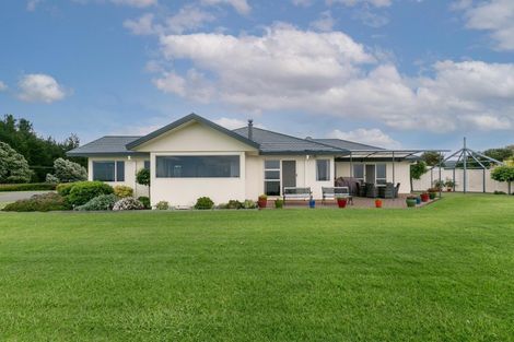 Photo of property in 1423 Wairoa Road, Eskdale, Napier, 4182