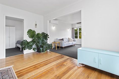 Photo of property in 12 Thornton Road, Cambridge, 3434